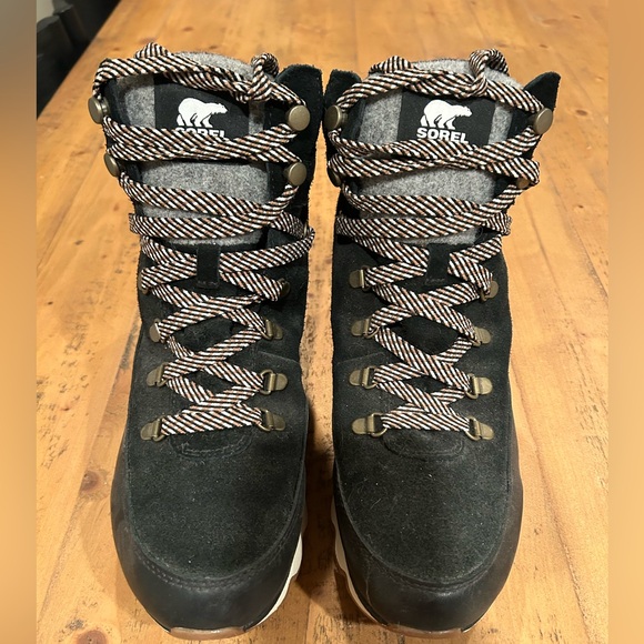 Sorel Women’s Kinetic Conquest Winter Boots - Picture 5 of 11